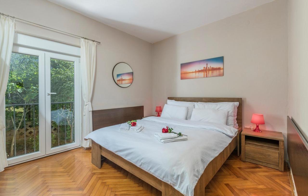 Apartments Loredana Пореч Екстериор снимка