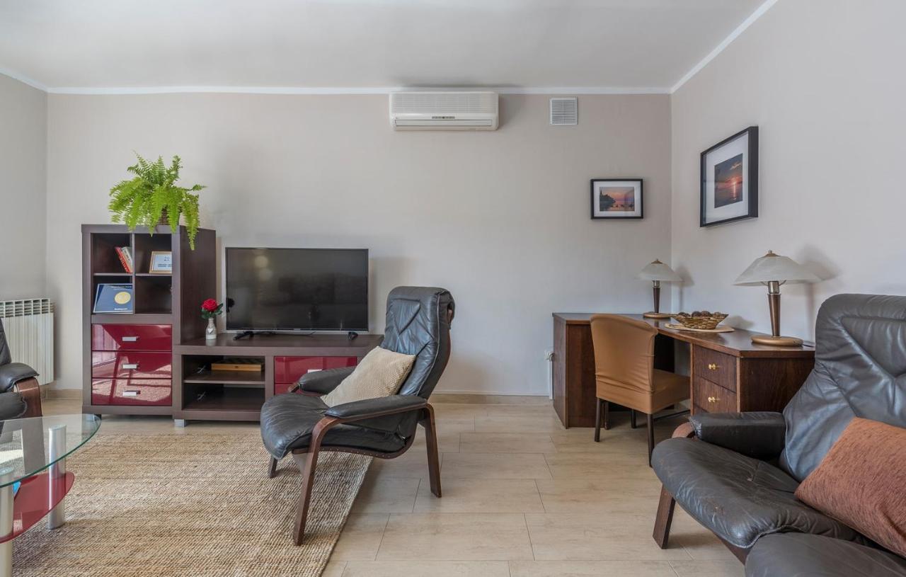 Apartments Loredana Пореч Екстериор снимка