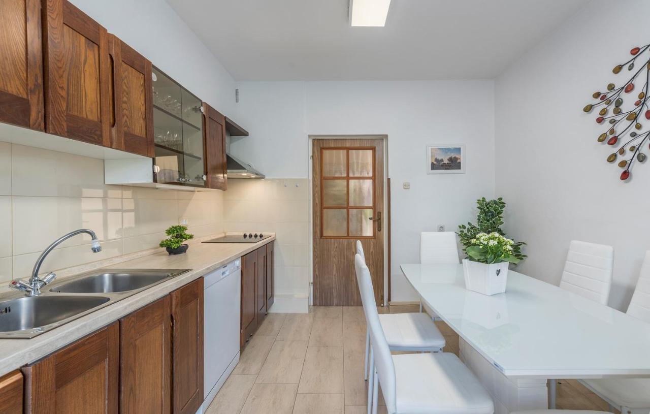 Apartments Loredana Пореч Екстериор снимка