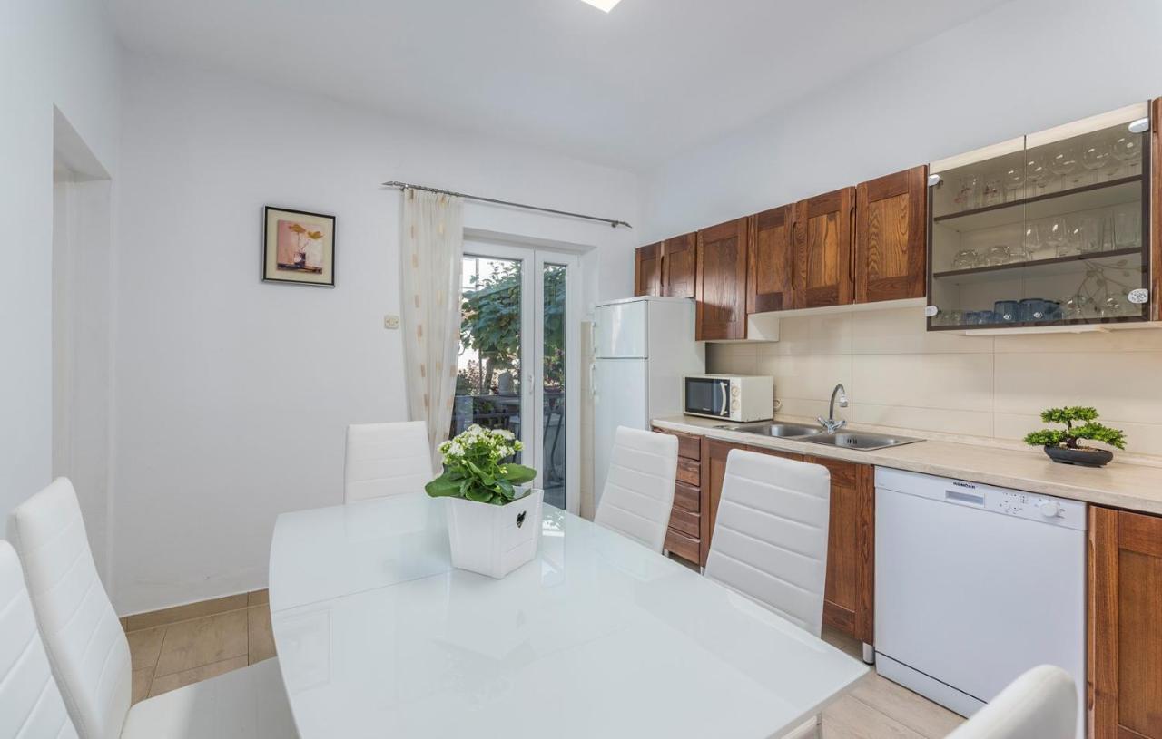 Apartments Loredana Пореч Екстериор снимка