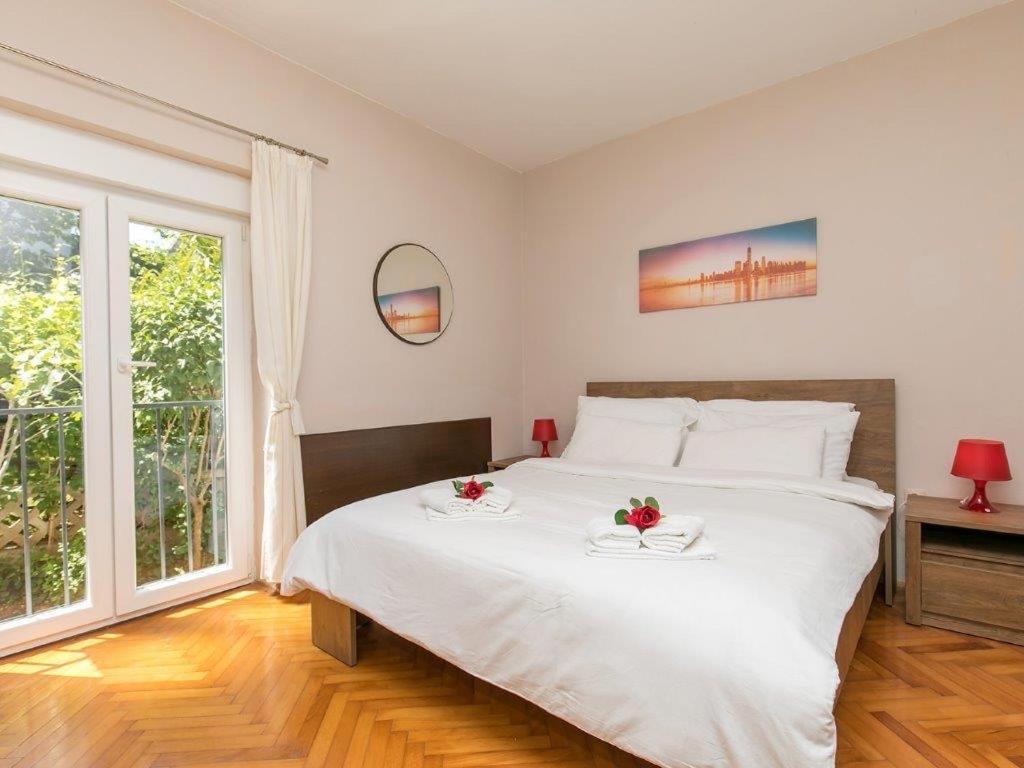 Apartments Loredana Пореч Екстериор снимка